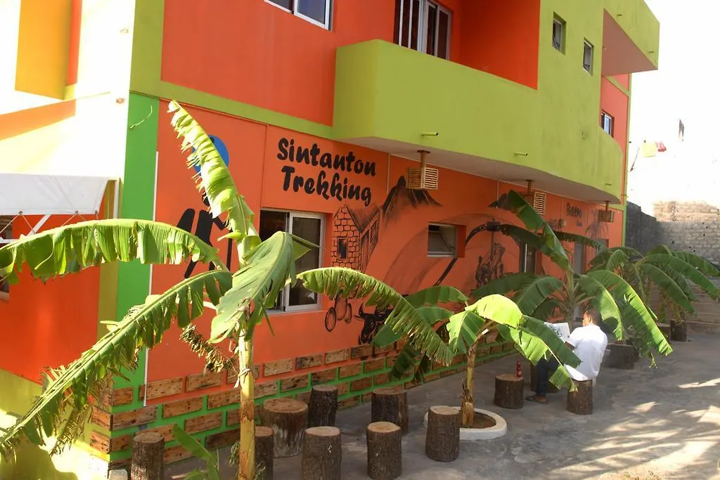 بيت ضيافة فندق Residencial Sintanton Trekking بونتا دو سول