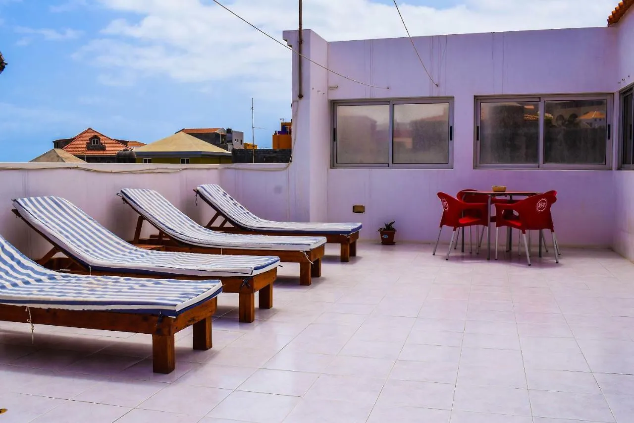 بيت ضيافة فندق Residencial Sintanton Trekking بونتا دو سول
