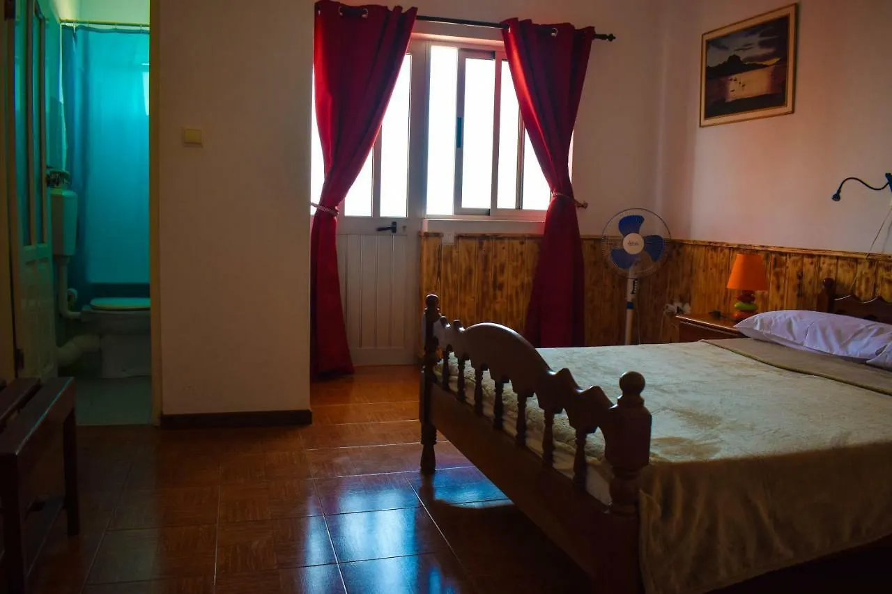 فندق Residencial Sintanton Trekking بونتا دو سول الرأس الأخضر